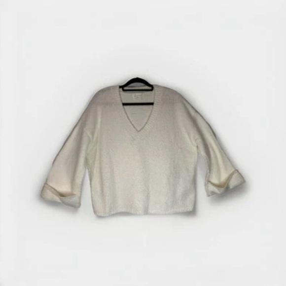 Anthropologie Textured White V-Neck Sweater - Picture 1 of 5
